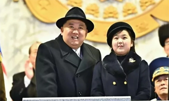Kim au defile