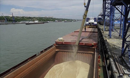 La Russie interdit le passage des navires