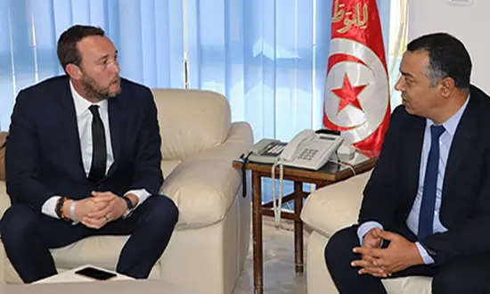 Le gouverneur de Tataouin recoit Jean Mathieu Delacourt