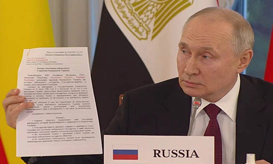 Vladimir Poutine denonce Borris Johnson