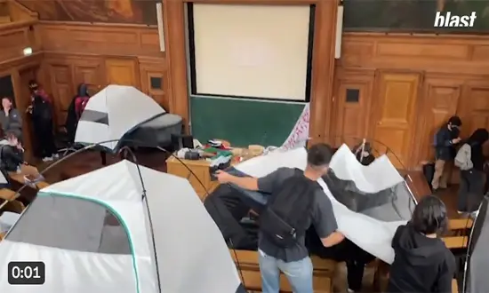 evacuation de la Sorbonne par la police