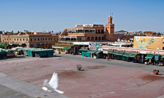 مدينة مراكش خالية من السياح بسبب غلاء الأسعار
